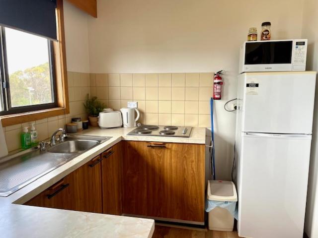 נהר אמריקן Cooinda Holiday Village Cabins מראה חיצוני תמונה